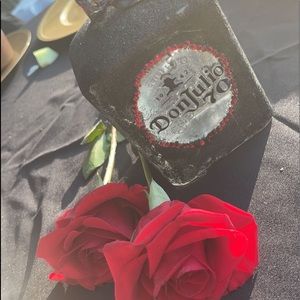 Meet your Posher, Iris